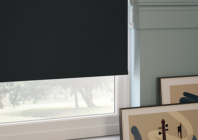 Florenza (Blackout), Shadow Black - Twist&Fit Roller Blind - Image 5
